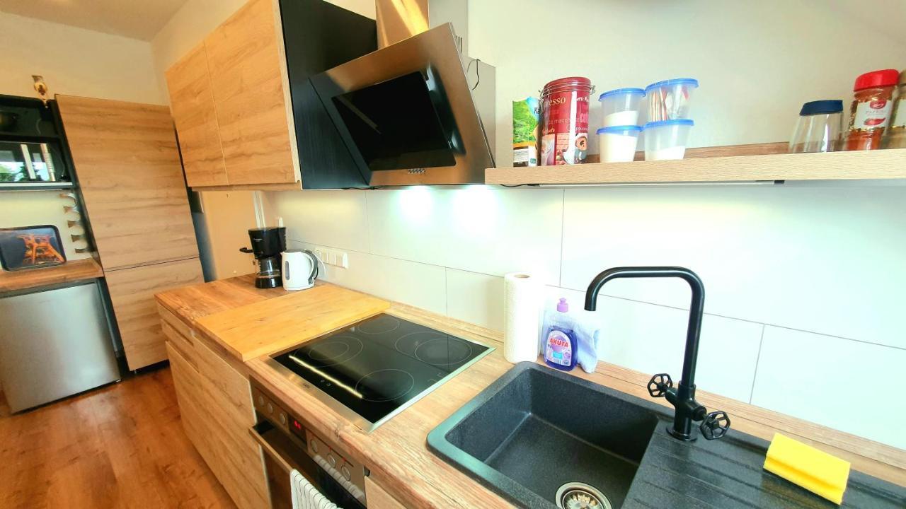 Frankes City Sleep Apartment, 6 Einzelbetten เฟลแบร์ท ภายนอก รูปภาพ