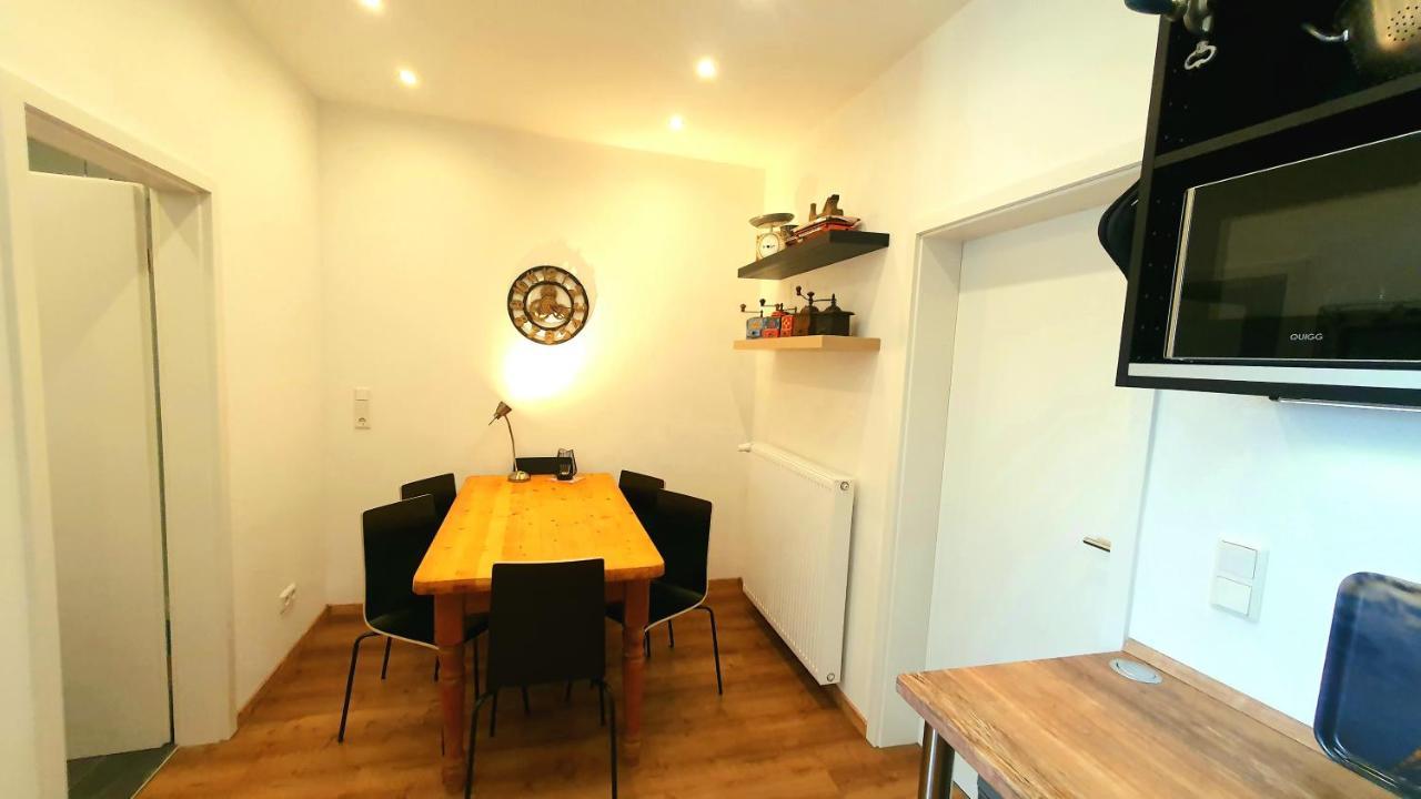 Frankes City Sleep Apartment, 6 Einzelbetten เฟลแบร์ท ภายนอก รูปภาพ