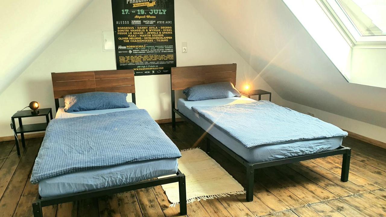 Frankes City Sleep Apartment, 6 Einzelbetten เฟลแบร์ท ภายนอก รูปภาพ