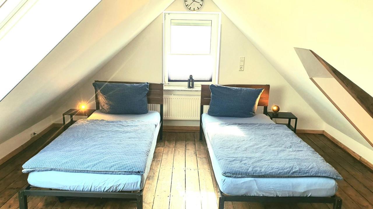 Frankes City Sleep Apartment, 6 Einzelbetten เฟลแบร์ท ภายนอก รูปภาพ