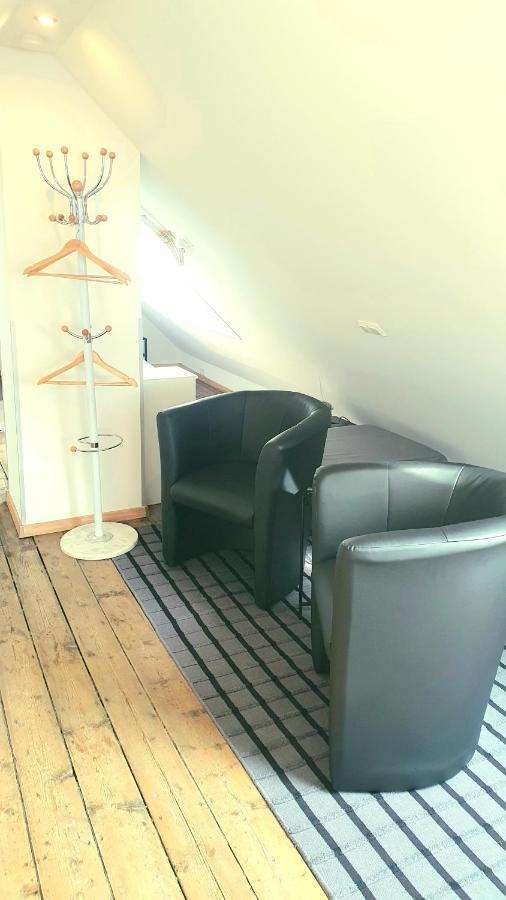 Frankes City Sleep Apartment, 6 Einzelbetten เฟลแบร์ท ภายนอก รูปภาพ