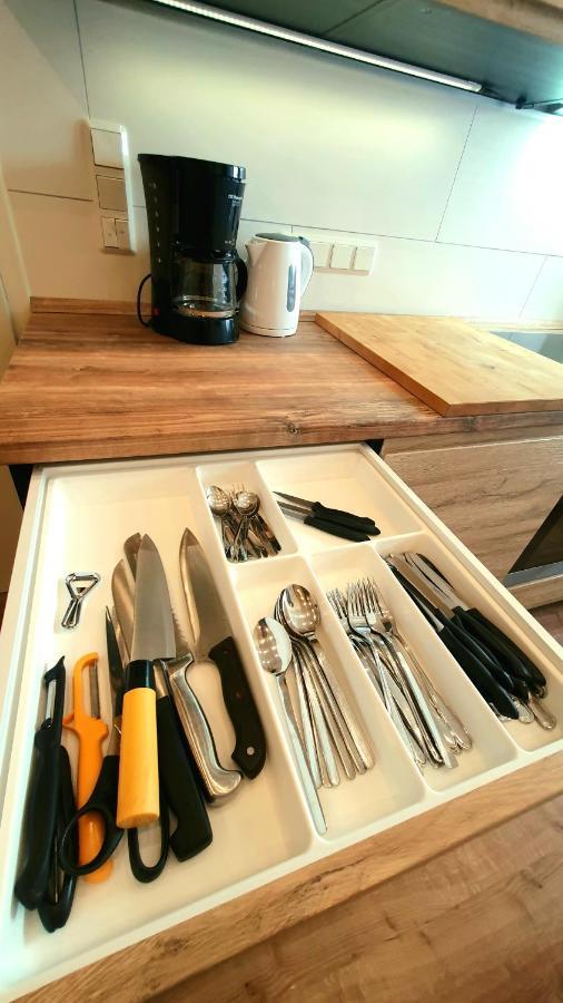 Frankes City Sleep Apartment, 6 Einzelbetten เฟลแบร์ท ภายนอก รูปภาพ