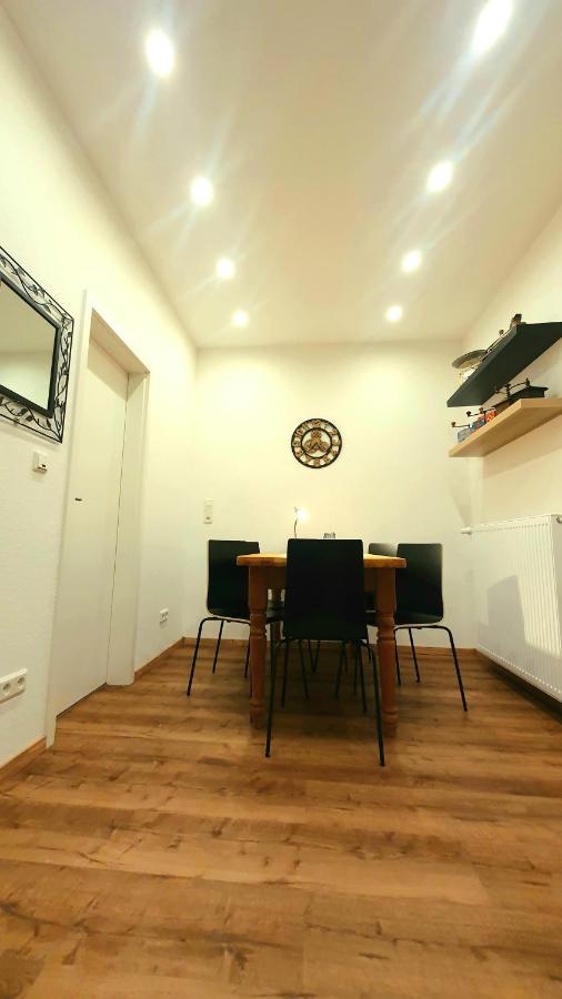 Frankes City Sleep Apartment, 6 Einzelbetten เฟลแบร์ท ภายนอก รูปภาพ